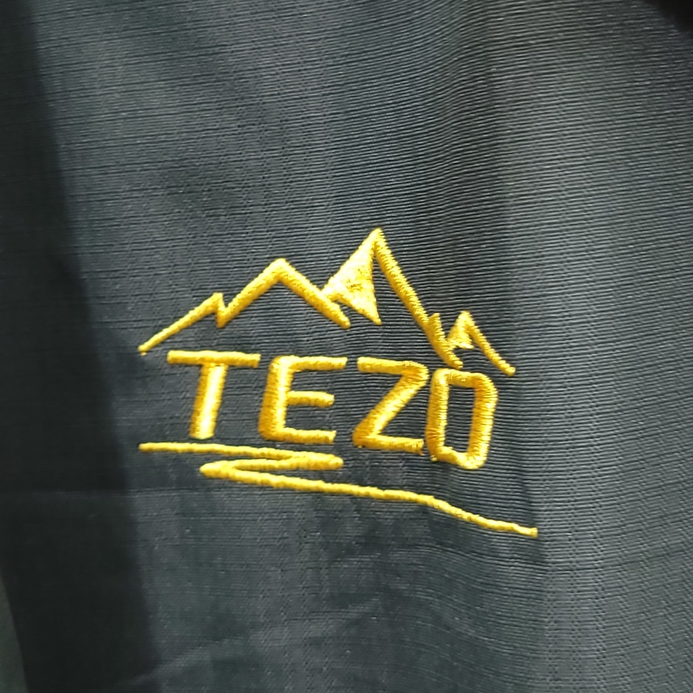Ski Jacket - Picture 4 of 9